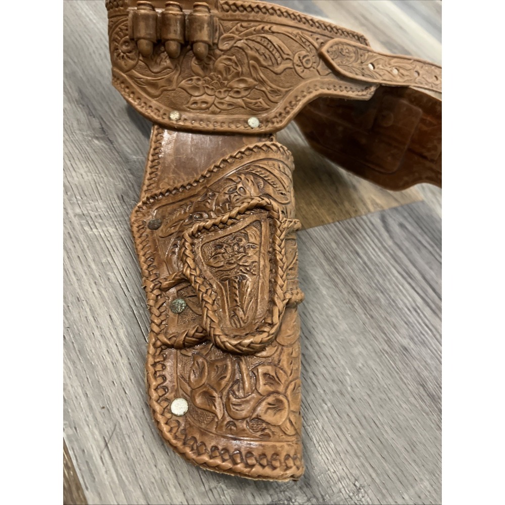 Vintage John Wayne Western Cowboy Brown Toy Cap Gun Holster Belt
